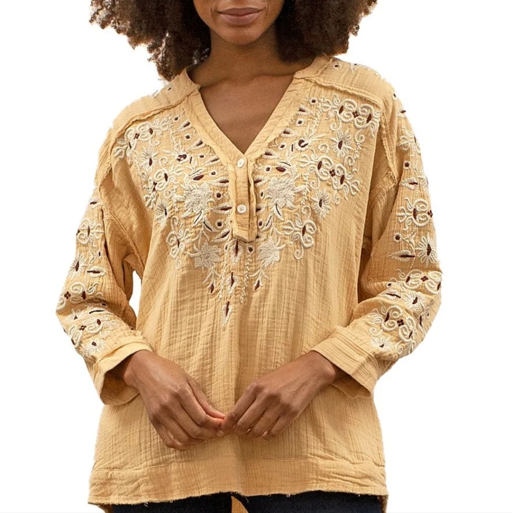 Karyn Seo Joan  Embroidered Long Sleeve Boho Chic Tunic Top